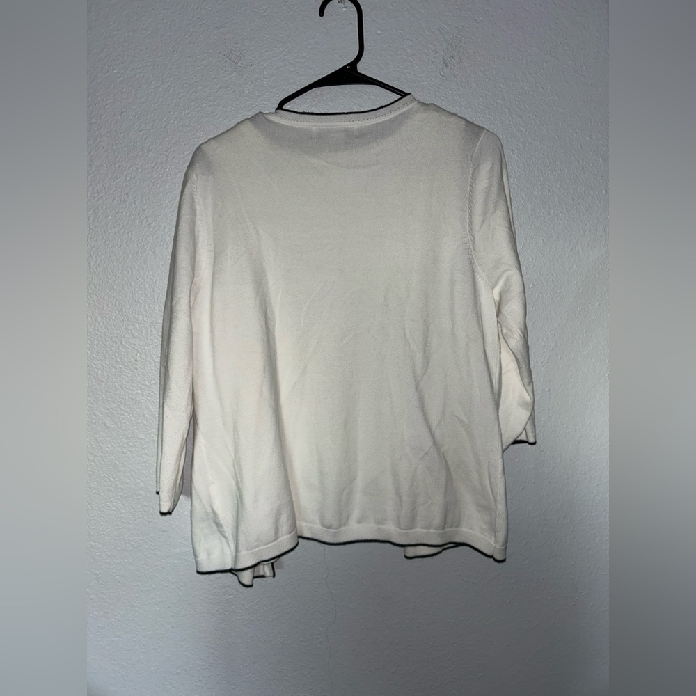 Sag Harbor white T-shirts cardigan set with roses - Picture 6 of 7